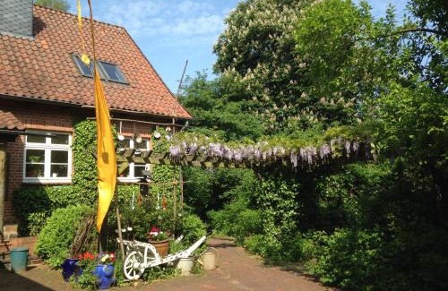 Hoesseringen House | Privatzimmer Alte Schule