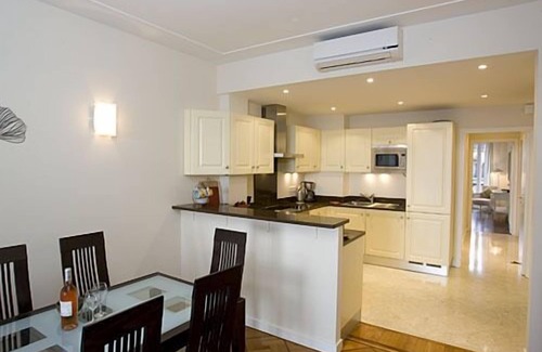 Les Baumettes Apartment | Promenade des Anglais Nice sea view 2 bed lux city apt balcony free Wifi