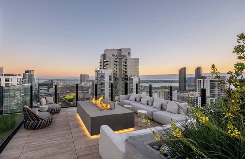 Mission Valley Apartment | Promenade Rio Vista – Luxury Apartments in Prime Mission Valley Location