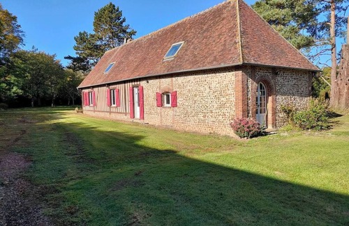 St-Christophe-sur-Avre House | Property with two houses/sleeps 24