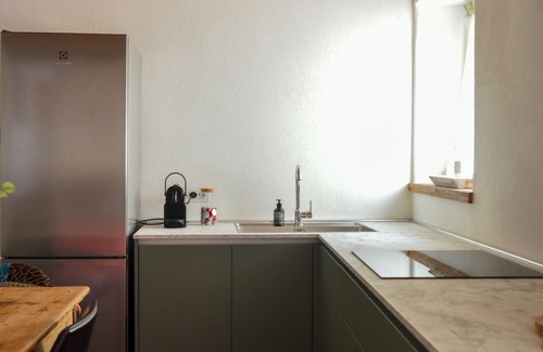 Cison di Valmarino House | Prosecco Escape: Elegant Room in Cison