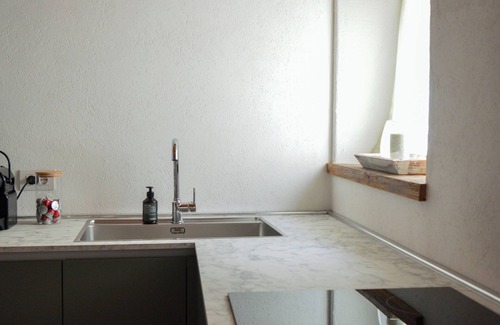 Cison di Valmarino House | Prosecco Escape: Elegant Room in Cison