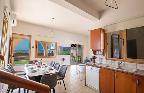 Cape Greko Villa | Protaras Holiday Villa KR01 - a villa that sleeps 13 guests in 6 bedrooms