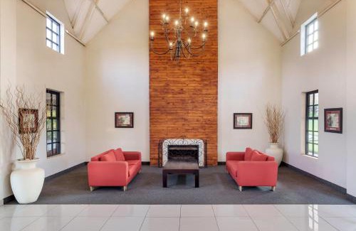 Chingola Hotel | Protea Hotel by Marriott Chingola