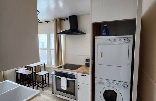 Foot Hills House | Provo Home! Close to BYU, Downtown Provo, 10 mins from Utah Valley University.