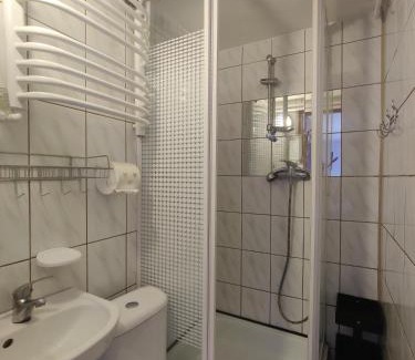 Uherce Mineralne Resort | Przy Winogronie