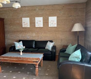 Narol House | Przystanek Młynki 19