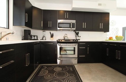 Vista Norte House | PS Glam: Modern, Hip and Hollywood Regency Glam!