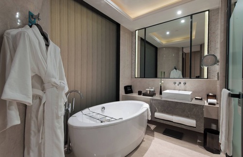 Xuhui Hotel | Pullman Shanghai Xuhui