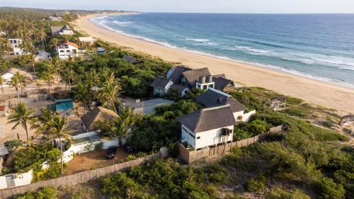 Tofo Villa | Pura Vida Tofo Beach Houses