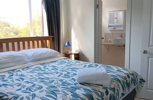 Katikati House | Purple Hen Country Lodge