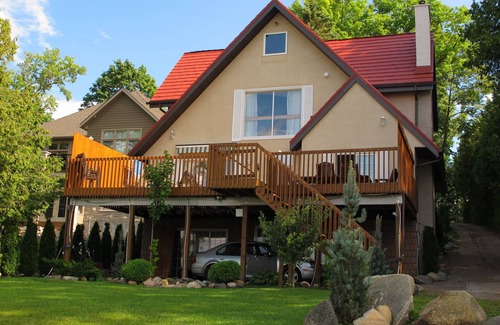 Puslinch House | Puslinch Lake Waterfront