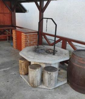 Erdohorvati Apartment | Pusztavár-Lak