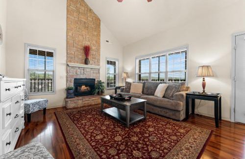 Branson West Villa | Puttin on the Green Villa