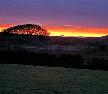 Crynant House | Pylewell Farm Rhossili, comfortable pet friendly couples getaway