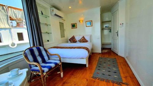 Luxor Boat Rental | Pyramids Dahabiya