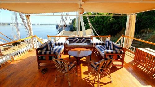 Luxor Boat Rental | Pyramids Dahabiya