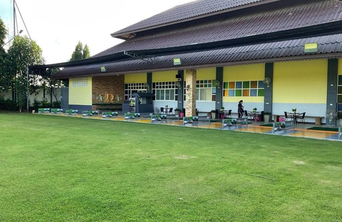 Phrae Bed & Breakfast | PZ วิวล์ สนามไดร์ฟกอล์ฟและห้องพัก