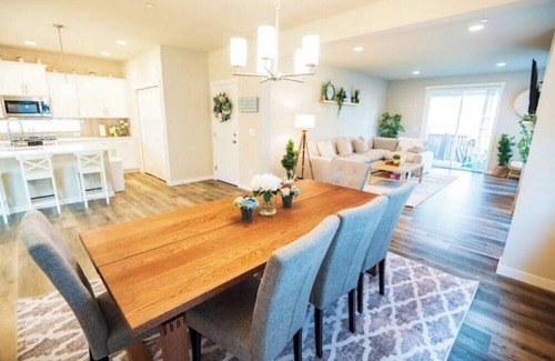 South Hill House | Q House in South Hill, Puyallup - 5 BR/2.5 Bath