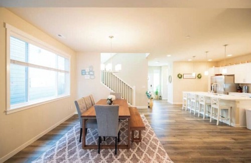 South Hill House | Q House in South Hill, Puyallup - 5 BR/2.5 Bath