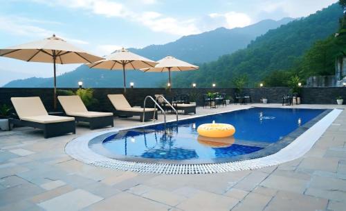 Jaiharikhal Hotel | Q' Nest Hotel Cloud End Lansdowne