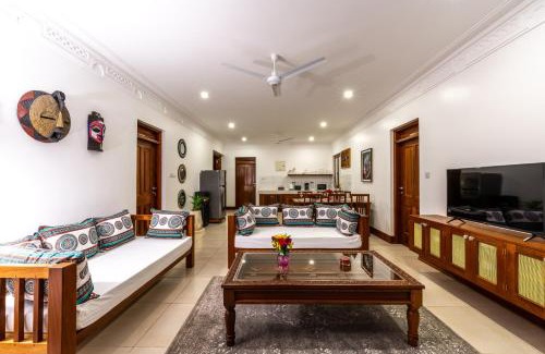 Galu Beach Apartment | Q&Q Beach Villa a