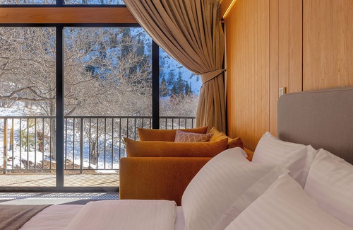 Medeu District Hotel | Qazaq Auyl