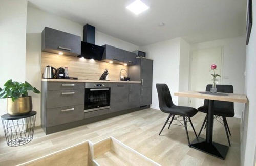 Heiligenkirchen Apartment | QT Studio Apartment neu & Stylisch Priv. Eing