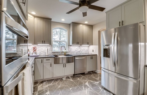 Edinburg House | Quaint Edinburg Home Near Seven Bends State Park!