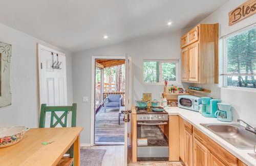 Idyllwild House | Quaint Idyllwild Cabin half Mi to Trailhead!