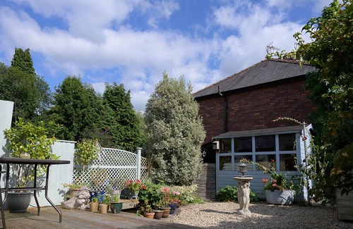 Usk House | Quaint listed building on edge of Brecon Beacons
