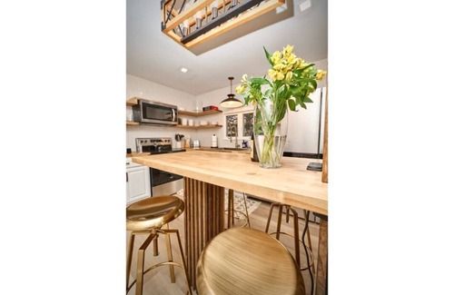 Johnsonburg House | Quaint, Off Grid Lakefront Cabin on 200 private Acres