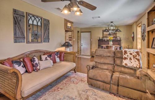 Georgetown House | Quaint Texas Home Less Than 2 Mi to Lake Georgetown!