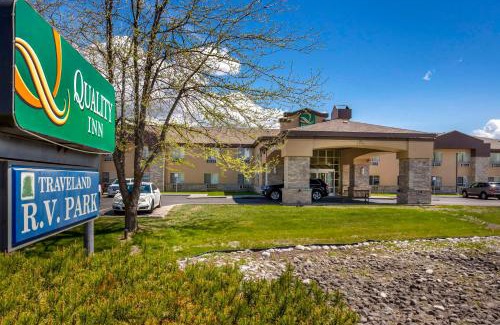 Logan Hotel | Quality Inn Logan near University