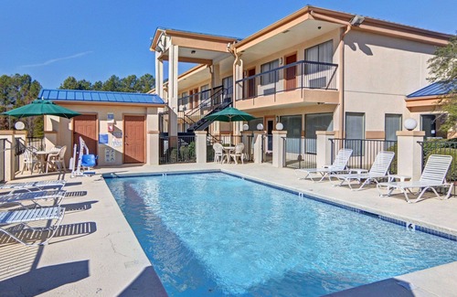 Marshall Hotel | Quality Inn Marshall