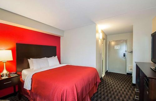 Woodbridge Hotel | Quality Inn near Potomac Mills