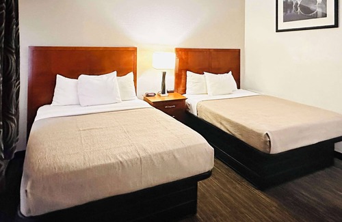 Merriam Park Hotel | Quality Inn St. Paul-Minneapolis-Midway