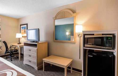 Exmore Hotel | Quality Inn & Suites