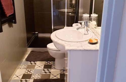 Soual House | Queen Size Bed Suite with private lounge and terrace