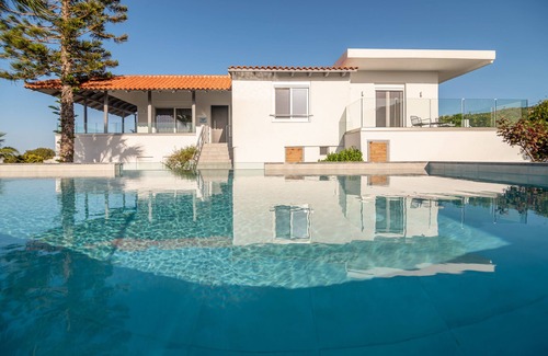 Koutouloufari Villa | Queens Gem Luxury Villa - Private Heated Jacuzzi - Pool