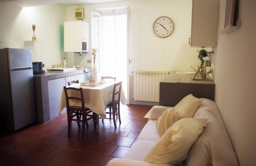 Biella Apartment | QuickHome Piazza Cisterna