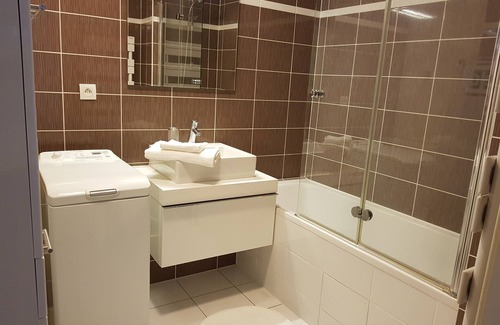 Kable Apartment | Quiet 2-room apartment in the center + large balcony + parking lot