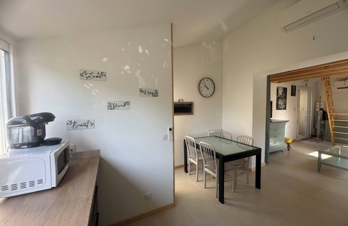 Lamalou-les-Bains House | Quiet 35m2, 200 m from the center and thermal baths, air conditioning, garden, swimming pool, pets allowed