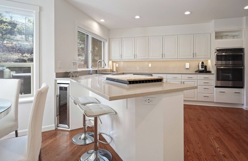 Awbrey Butte House | Quiet 5BR Bend Retreat - Minutes to Downtown, Trails & More