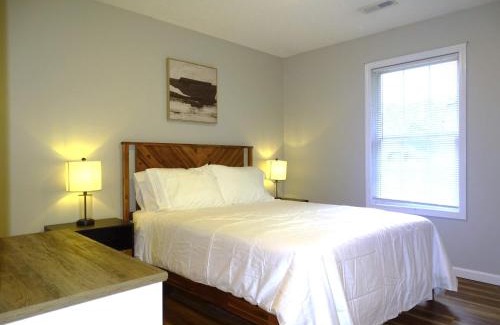 Salem Apartment | Quiet and Comfortable 2 BD Duplex