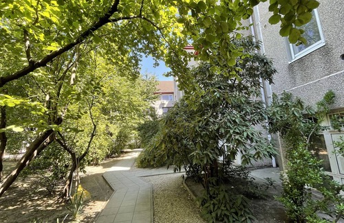 13th District Apartment | Quiet and comfortable apartment minutes walk from Danube Promenade