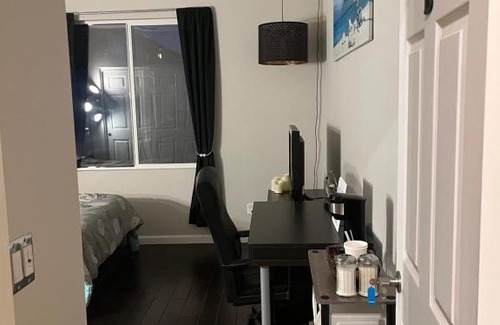 Torrey Highlands House | Quiet and Cozy Guest Rooms with Private Bathrooms