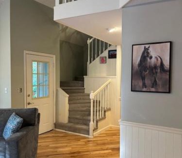 Columbus House | Quiet and secluded home close to TIEC