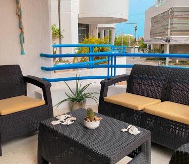 Urb Plenomar Apartment | Quiet apartment one block from the beach