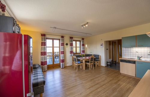 Theisseil Apartment | Quiet apartment (56sqm) with two bedrooms and balcony